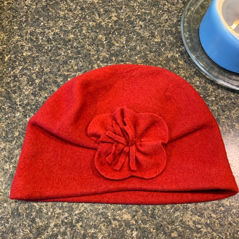 Betmar Red Flower Wool Cap